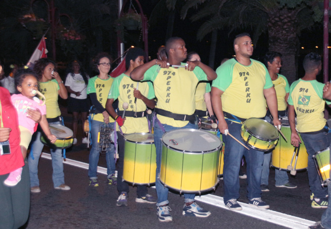 Marché de nuit à Saint-Denis<br>Sur des airs de samba...