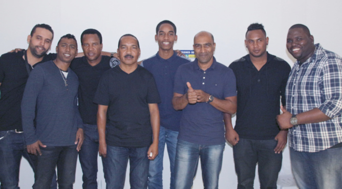 Les musiciens du groupe Analyse qui ont accompagné les artistes