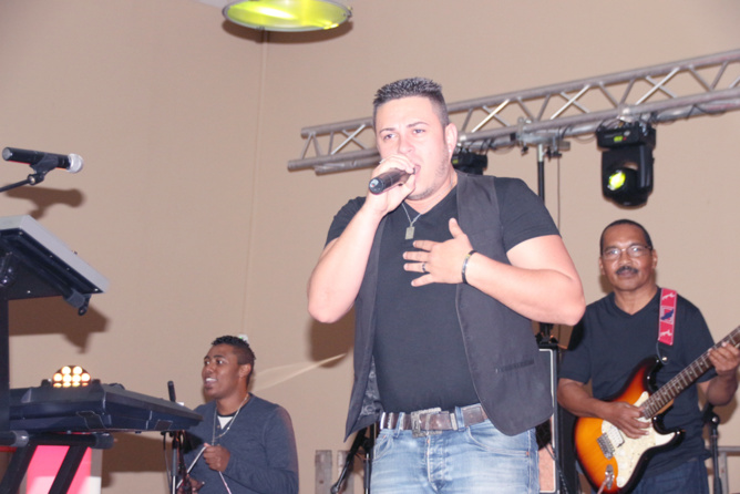 La Nuit Hits Créole à La Mare