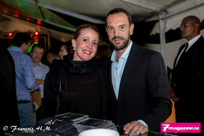 Première FNAC à Jumbo Saint-Pierre Première FNAC à Jumbo Saint-Pierre