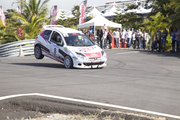 Stéphane Sam-Caw-Freve remporte le Rallye Bourbon; photos spectaculaires! Stéphane Sam-Caw-Freve remporte le Rallye Bourbon; photos spectaculaires!