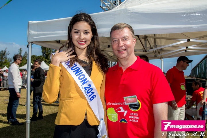 Avec l'un des responsables de l'Observatoire de Paris Avec l'un des responsables de l'Observatoire de Paris