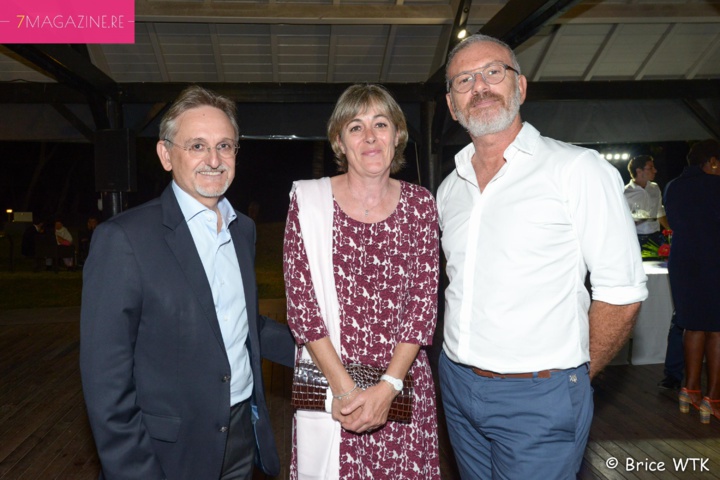Alain Baudry, directeur Groupama Océan Indien, son épouse, et Pascal Montrouge, directeur des Théâtres Départementaux