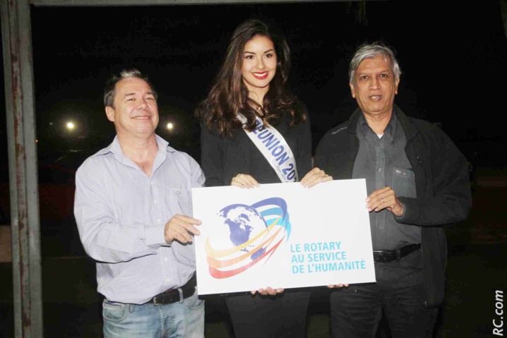 Ludgé Ethève, past-président du RC Etang Salé, Ambre N'guyen et Zoeb Boudhabhay du RC Etang Salé