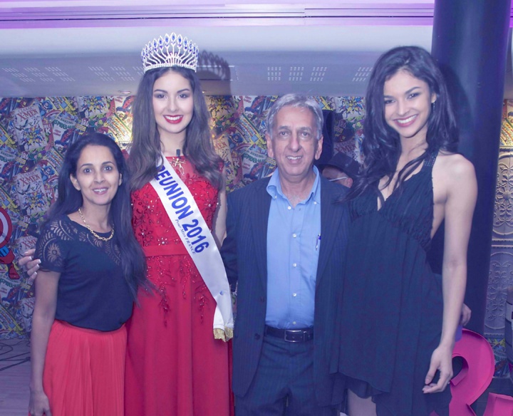 Amida Hussen, Ambre N'guyen, Aziz Patel, et Azuima Issa Amida Hussen, Ambre N'guyen, Aziz Patel, et Azuima Issa