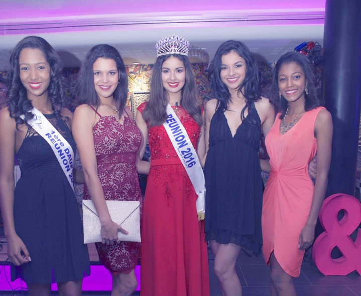 Raïssa Cadarsi, Vanille M'Doihoma, Ambre N'guyen, Azuima Issa, et Flavie Annette Raïssa Cadarsi, Vanille M'Doihoma, Ambre N'guyen, Azuima Issa, et Flavie Annette