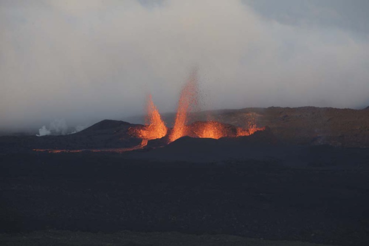 Volcan: nouvelles photos spectaculaires!