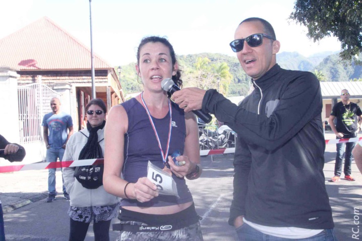 Eva se confie au micro de l'intarissable Ti-Dash Eva se confie au micro de l'intarissable Ti-Dash