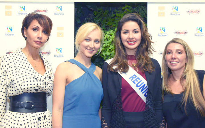 Angélique, Maya, Ambre, et une amie de Maya Angélique, Maya, Ambre, et une amie de Maya