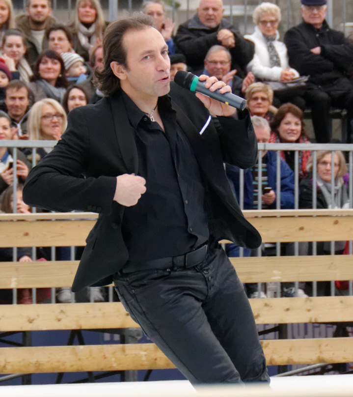 Candeloro ultra précoce en amour? Candeloro ultra précoce en amour?