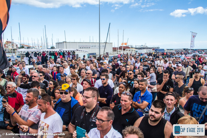 Enormément de monde pour cet événement... Enormément de monde pour cet événement...