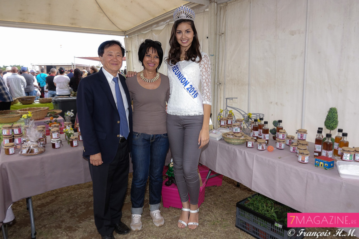 Miss Réunion invitée par André Thien Ah-Koon: Ambre N'guyen accueillie en reine! Miss Réunion invitée par André Thien Ah-Koon: Ambre N'guyen accueillie en reine!