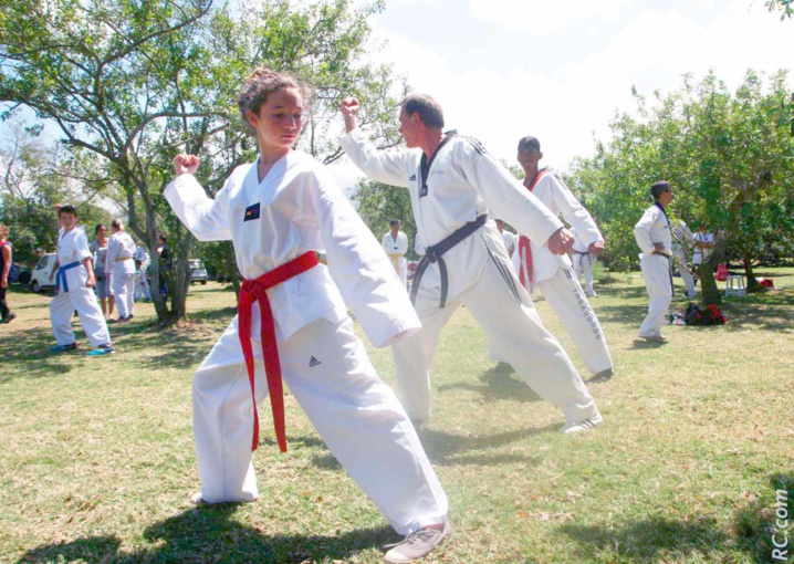 Matinée laborieuse pour les participants très bien encadrés Matinée laborieuse pour les participants très bien encadrés
