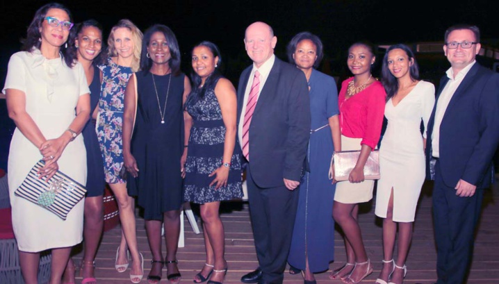 Le Ministre Alain St Ange avec les acteurs touristiques des Seychelles