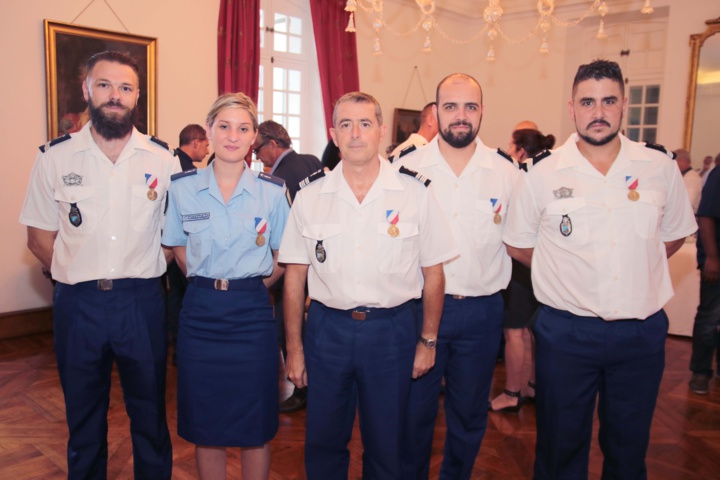 Les médaillés du courage, du dévouement et de la sécurité Les médaillés du courage, du dévouement et de la sécurité