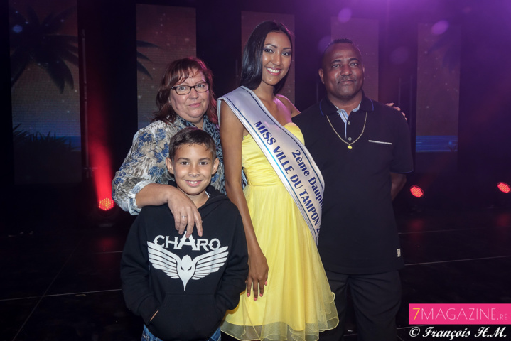 Karen et sa famille Karen et sa famille