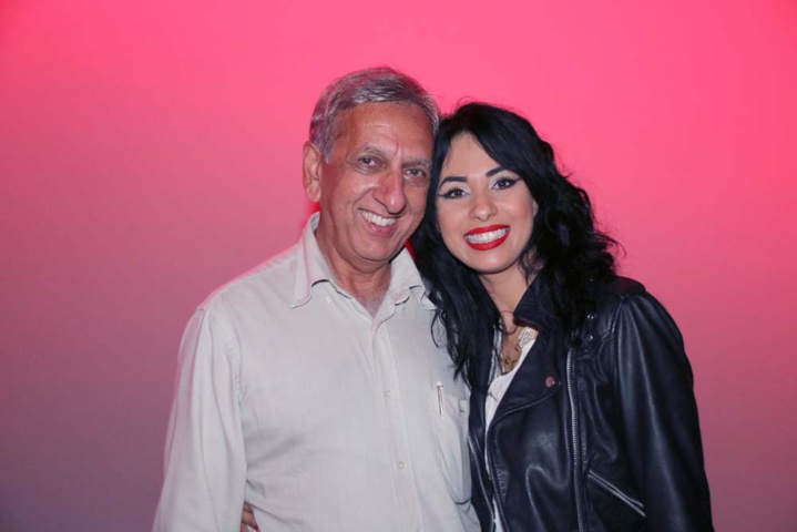 Avec Aziz Patel Avec Aziz Patel