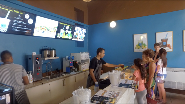 Beaucoup de monde... Beaucoup de monde...