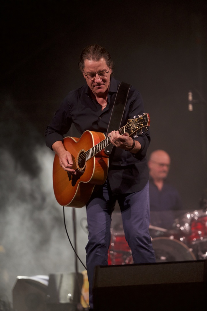 Francis Cabrel en concert, l'indémodable Francis Cabrel en concert, l'indémodable