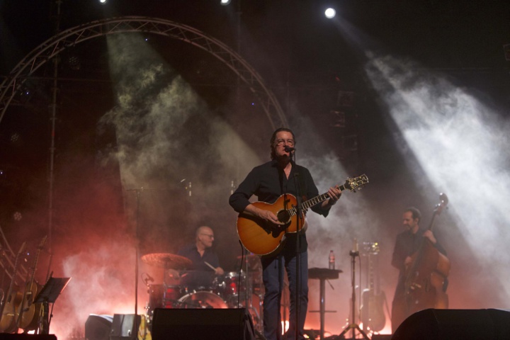 Francis Cabrel en concert, l'indémodable Francis Cabrel en concert, l'indémodable
