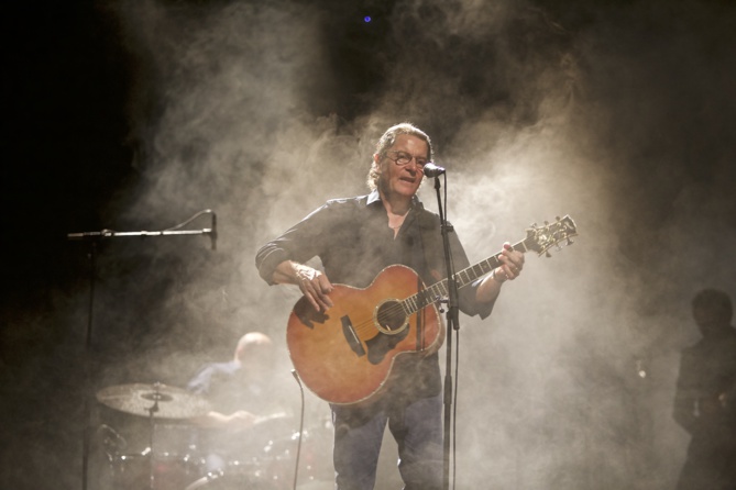 Francis Cabrel en concert, l'indémodable Francis Cabrel en concert, l'indémodable