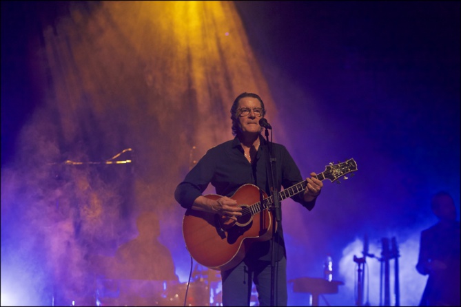 Francis Cabrel en concert, l'indémodable Francis Cabrel en concert, l'indémodable