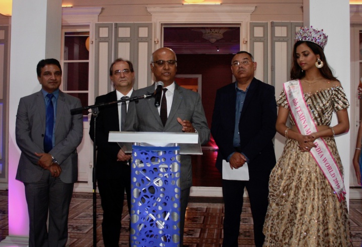 Miss India accueillie en star à La Réunion Miss India accueillie en star à La Réunion