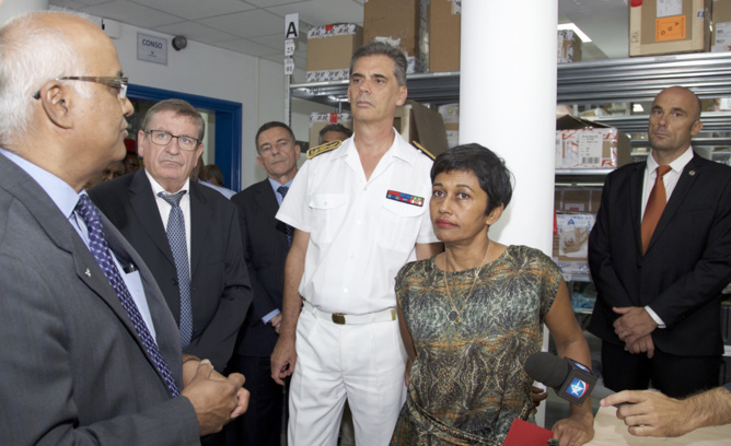 La Ministre des Outre-mer en visite à Air Austral La Ministre des Outre-mer en visite à Air Austral