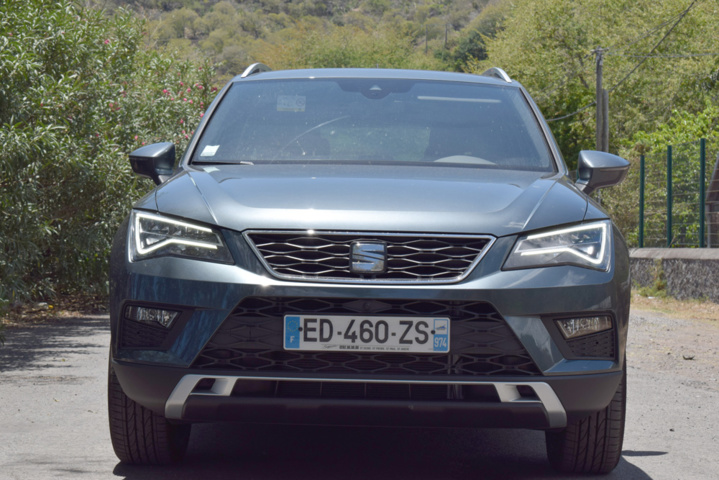 Une face avant Seat Une face avant Seat