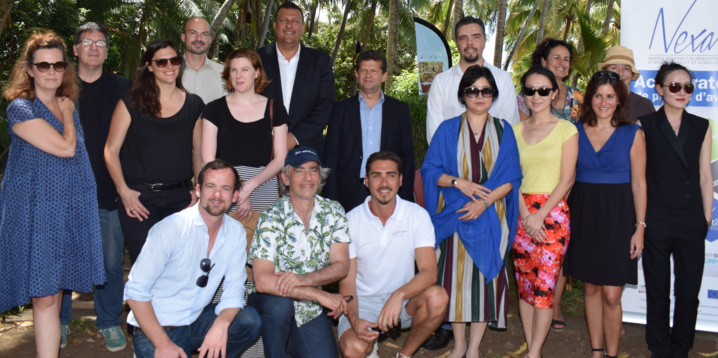 La photo de famille avec les participants