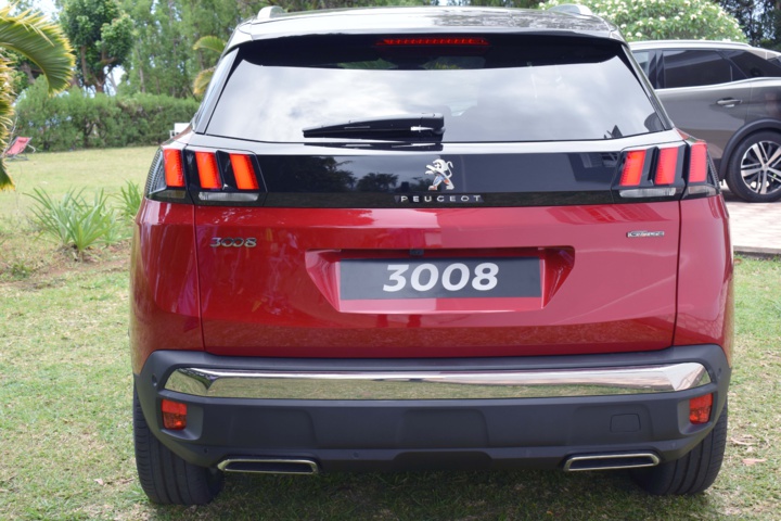 Un arrière complètement différent Un arrière complètement différent