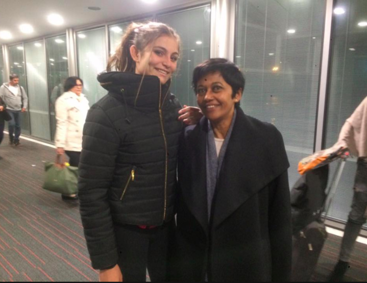 Kiara sur le chemin d'Elite croise Ericka Bareigts Kiara sur le chemin d'Elite croise Ericka Bareigts