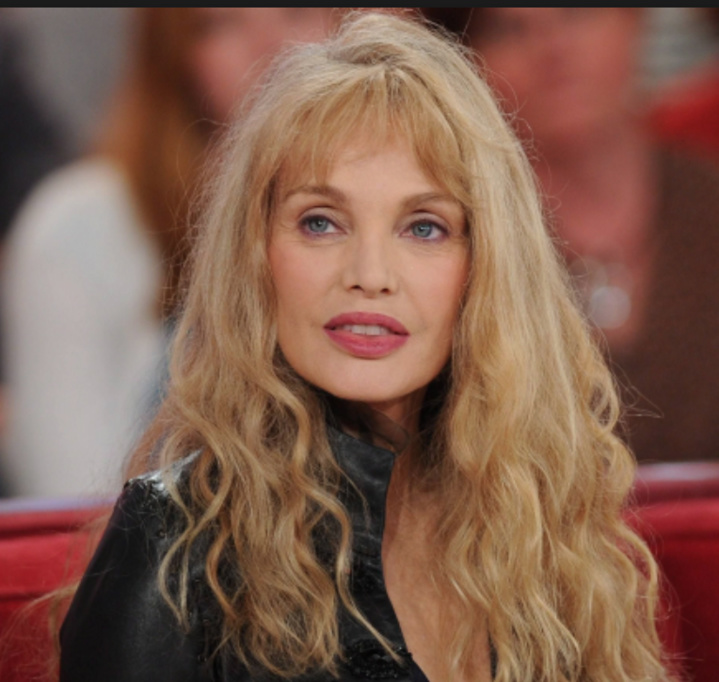 Arielle Dombasle Arielle Dombasle