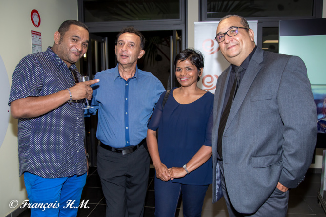 Farouk Patel, André Gigan, Vincent Hoarau et son épouse Farouk Patel, André Gigan, Vincent Hoarau et son épouse