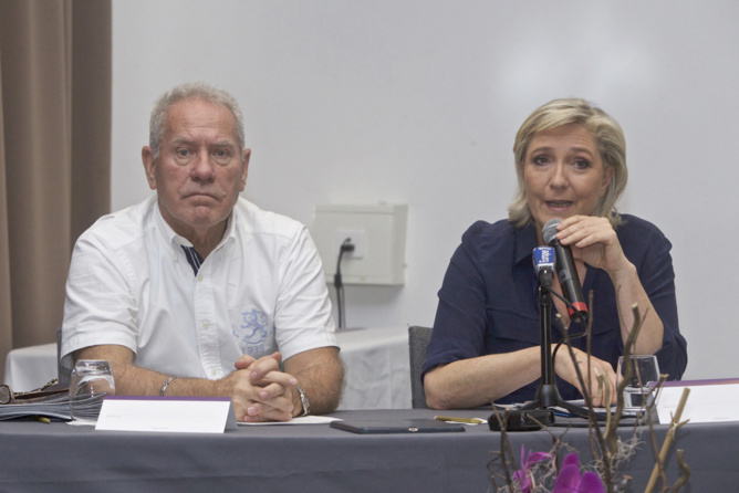 Jean-Michel Dubois et Marine Le Pen Jean-Michel Dubois et Marine Le Pen