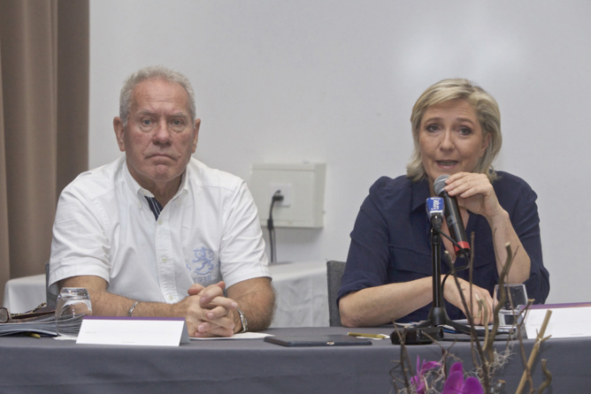 Jean-Michel Dubois et Marine Le Pen