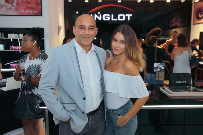 Yachine et sa fille Jade Yachine et sa fille Jade