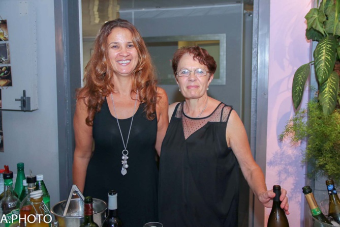 L'épouse d'Yves Piednoel et sa mère L'épouse d'Yves Piednoel et sa mère