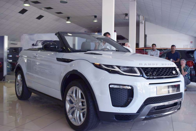 2 exemplaires arrivés, 2 vendus: tarif 85 900 euros