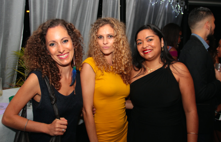 Ophélie Vion infirmière, Frédérique César aide-soignante et Cécile Garryer infirmière Ophélie Vion infirmière, Frédérique César aide-soignante et Cécile Garryer infirmière