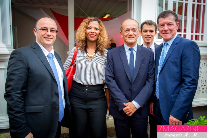 Marcelino Burel passe le témoin à Rémi Amato Marcelino Burel passe le témoin à Rémi Amato