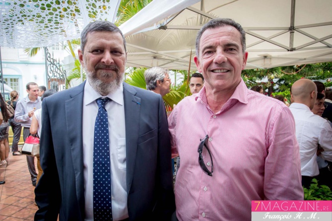 Marcelino Burel passe le témoin à Rémi Amato Marcelino Burel passe le témoin à Rémi Amato