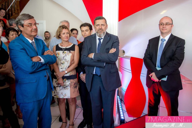 Marcelino Burel passe le témoin à Rémi Amato Marcelino Burel passe le témoin à Rémi Amato