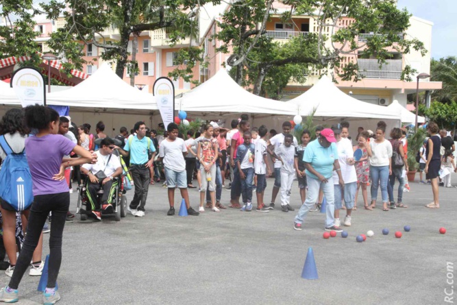 Week-end de la Laïcité : Saint-Benoît donne l'exemple Week-end de la Laïcité : Saint-Benoît donne l'exemple