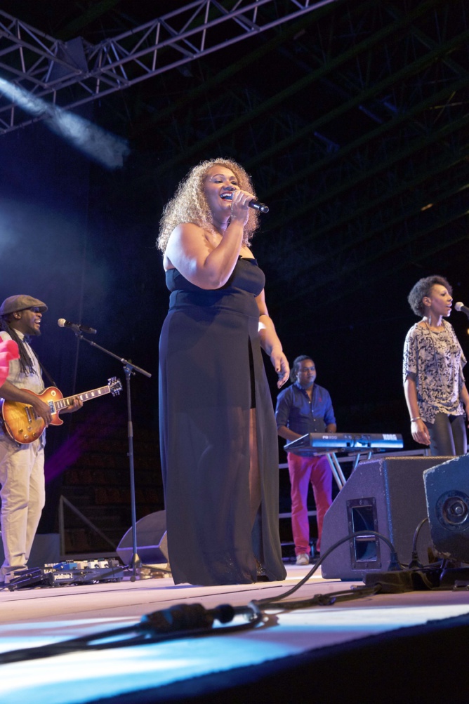 Fiesta mauricienne au Petit Stade de l'Est: oté cousins! Fiesta mauricienne au Petit Stade de l'Est: oté cousins!