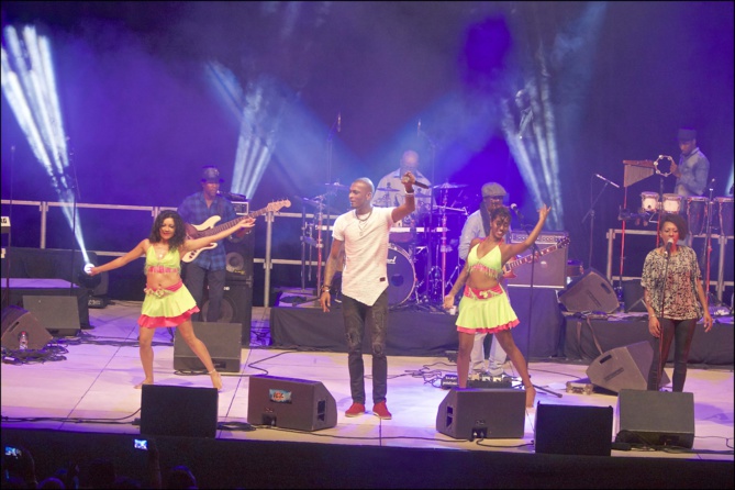 Fiesta mauricienne au Petit Stade de l'Est: oté cousins! Fiesta mauricienne au Petit Stade de l'Est: oté cousins!