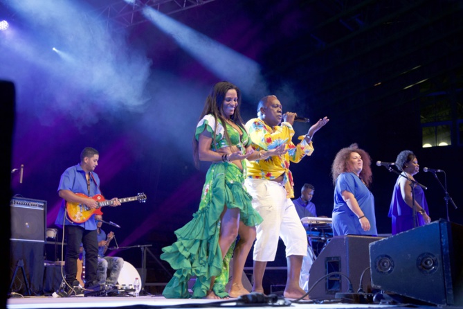 Fiesta mauricienne au Petit Stade de l'Est: oté cousins! Fiesta mauricienne au Petit Stade de l'Est: oté cousins!