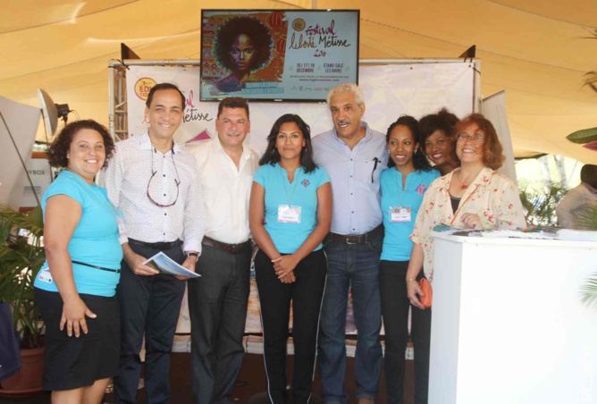 Liberté Metisse : Aux couleurs Arc-En ciel et entre l'Afrique et la Chine Liberté Metisse : Aux couleurs Arc-En ciel et entre l'Afrique et la Chine