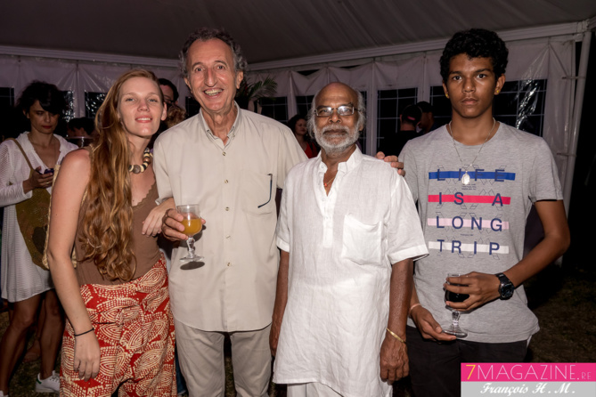 La leader de Saodaj, Alain Courbis, et des invités La leader de Saodaj, Alain Courbis, et des invités