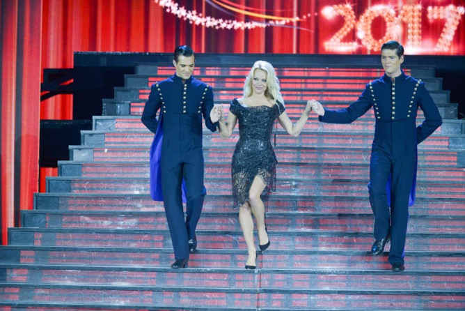 L'arrivée de la présidente L'arrivée de la présidente